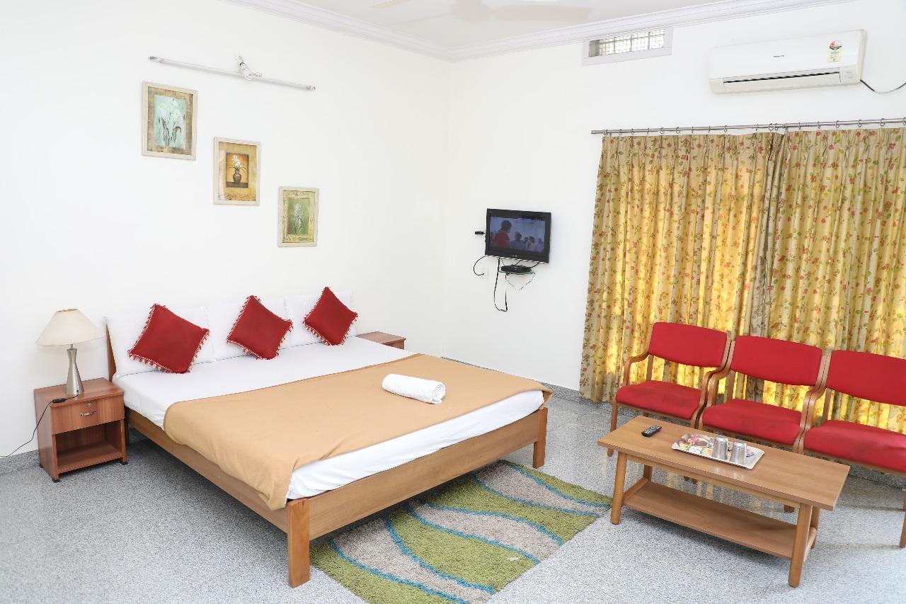 Hotel Queens Comfort ไมซอร์ ภายนอก รูปภาพ